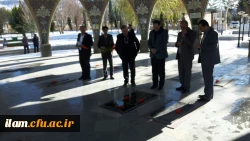 حضور دکتر مهرمحمدی در مزار شهدای گمنام ایلام 4