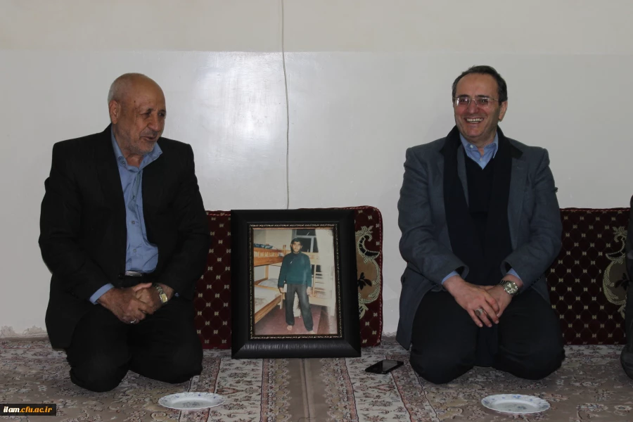 دیدار آقای دکتر مهرمحمدی با خانواده معظم شهید دانشجو-معلم علی شیروانیان 6