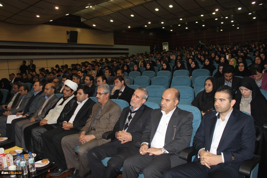 مراسم روز دانشجو با حضور سرپرست دانشگاه فرهنگیان آقای دکتر مهرمحمدی 3