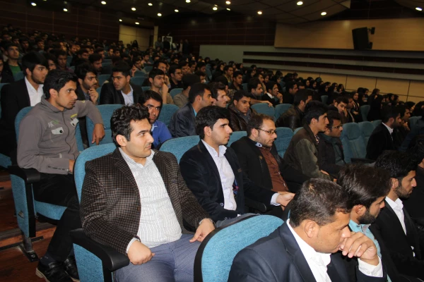 مراسم روز دانشجو با حضور سرپرست دانشگاه فرهنگیان آقای دکتر مهرمحمدی 5