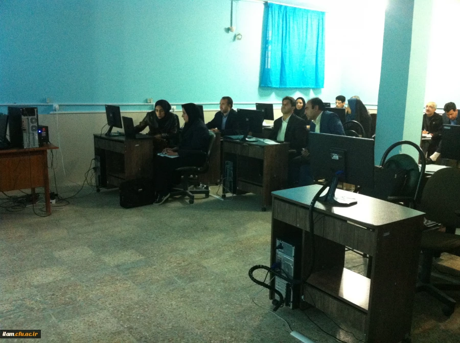 کارگاه  آموزشی نرم افزار لیزرل برگزار گردید 3