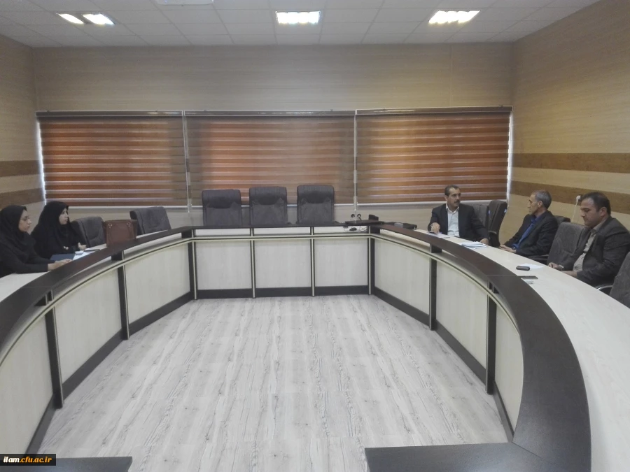 جلسه آموزش مدیران میزبان