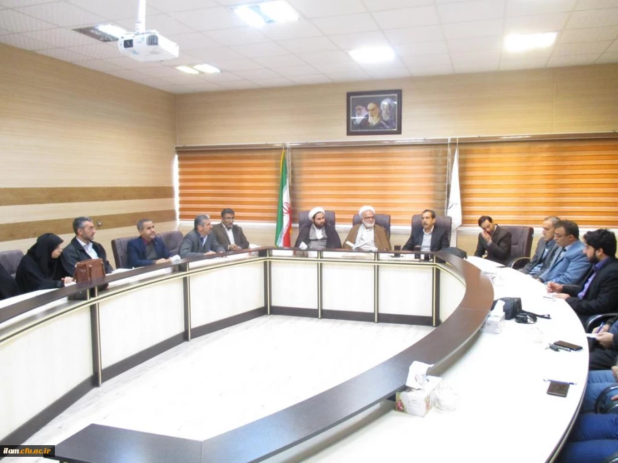 نشست حلقه صالحین