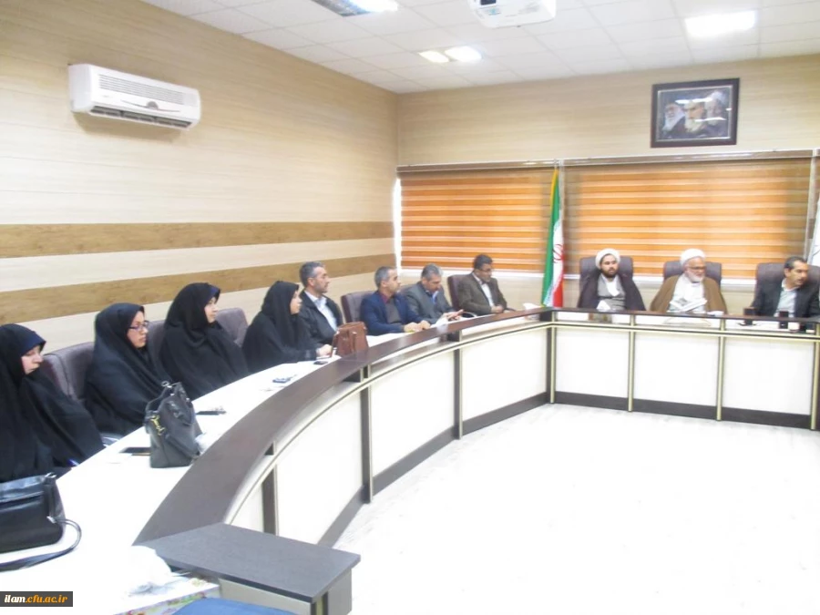 نشست حلقه صالحین