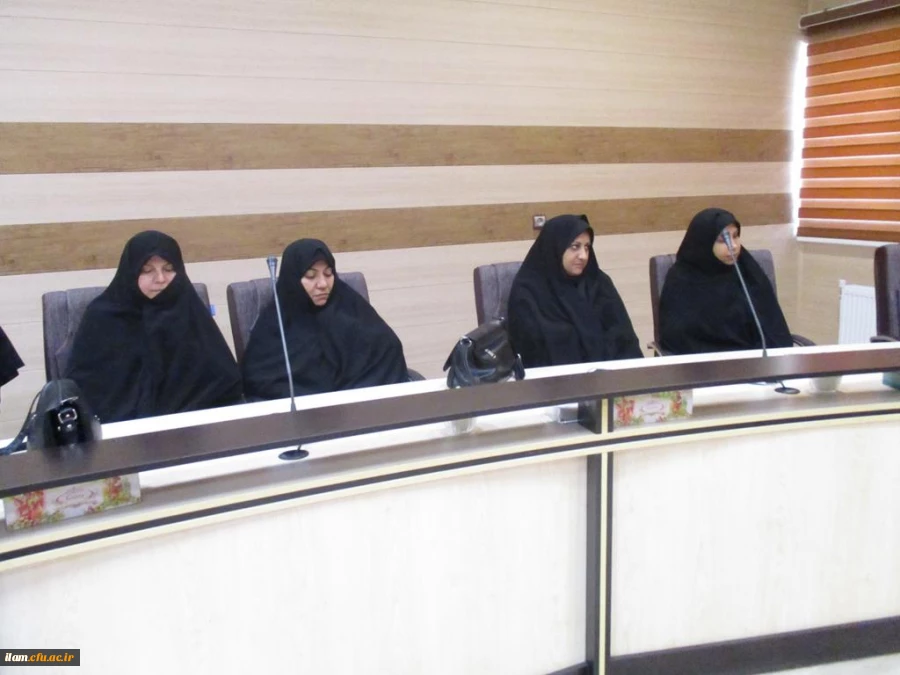 حجت الاسلام و المسلمین عابدی معاون فرهنگی و اجتماعی دانشگاه فرهنگیان در جمع کارکنان دانشگاه فرهنگیان ایلام: