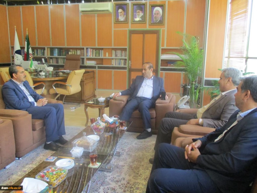 دیدار مدیر کل برنامه ریزی، خدمات و رفاه دانشجویی دانشگاه فرهنگیان با استاندار ایلام؛