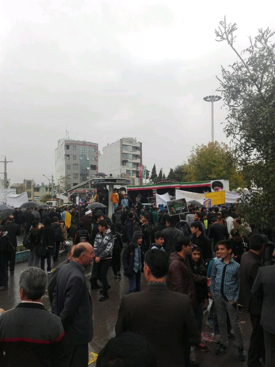 حضور مسئولین و دانشجویان دانشگاه فرهنگیان در راهپیمایی 13 آبان؛