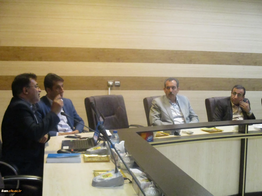 هم اندیشی اساتید و نخبگان