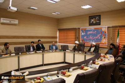 اولین جلسه ستاد ازدواج دانشگاهیان در دانشگاه فرهنگیان ایلام برگزار گردید

حجت الاسلام والمسلمین محمدحسین صغیرا: در دانشگاه ها دو موضوع اگر در رأس امورات فرهنگی قرار گیرد خیلی از راهبردهای فرهنگی به هدف خواهند نشست موضوع اول نماز و موضوع دوم ازدواج دانشجویی