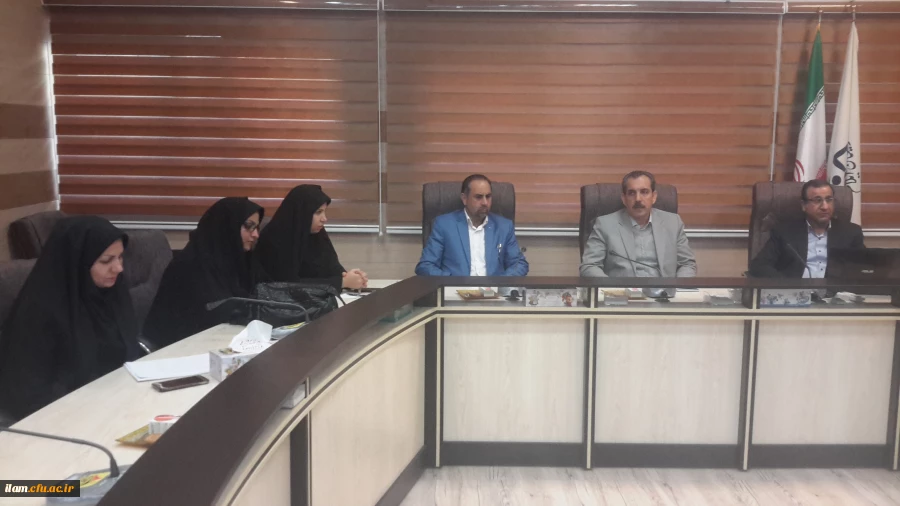 تجلیل از بازنشستگان دانشگاه فرهنگیان استان