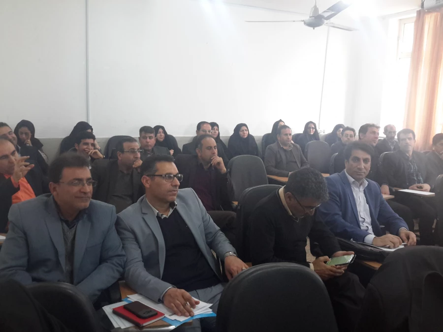 کارگاه آموزشی اخلاق کاربردی در تعلیم و تربیت