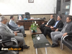 جلسه دانشگاه فرهنگیان با مدیرعامل بانک تجارت استان ایلام