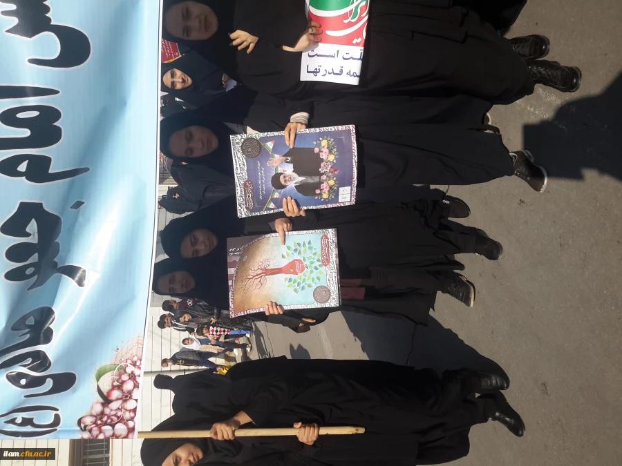 حضور دانشگاهیان دانشگاه فرهنگیان در راهپیمایی 22 بهمن