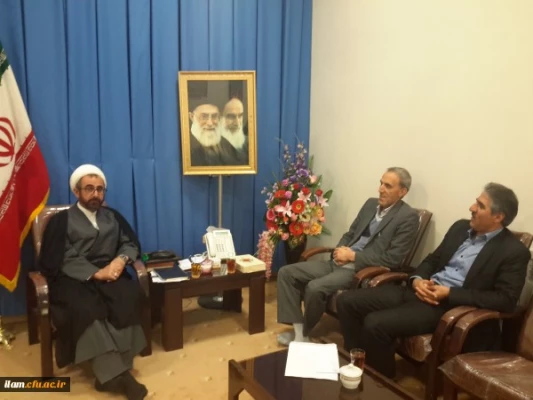دیدار مسئولین دانشگاه فرهنگیان استان با نماینده محترم ولی فقیه در استان