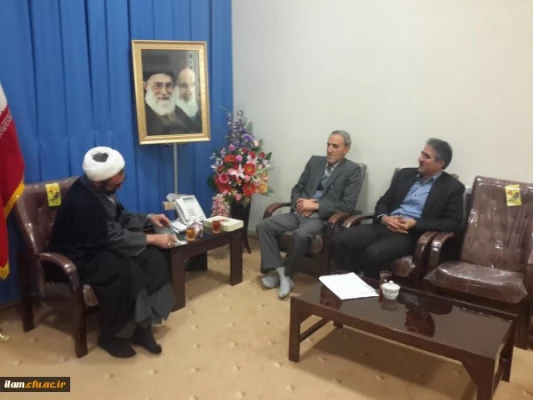 دیدار مسئولین دانشگاه فرهنگیان استان با نماینده محترم ولی فقیه در استان