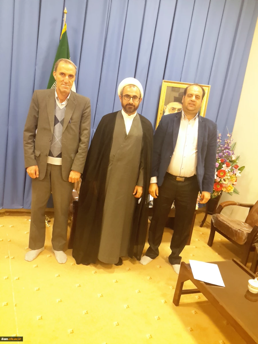 دیدار مسئولین دانشگاه فرهنگیان با نماینده ولی فقیه در استان