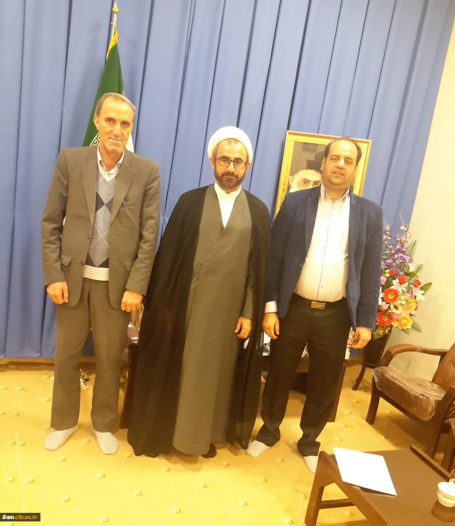 دیدار مسئولین دانشگاه فرهنگیان با نماینده ولی فقیه در استان