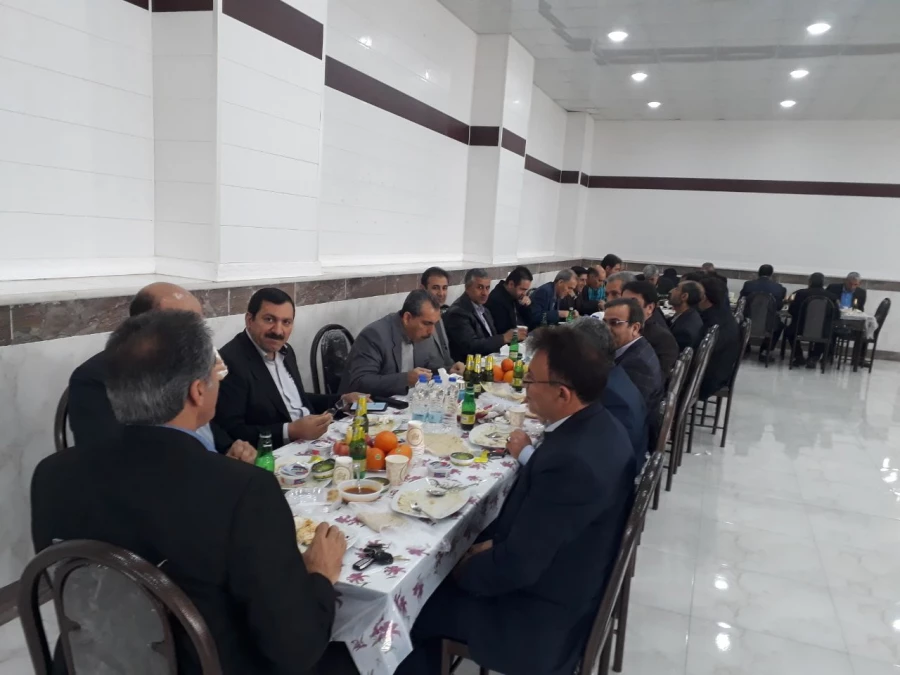 نشست هم اندیشی اساتید و کارکنان دانشگاه با معاونت محترم طرح و برنامه