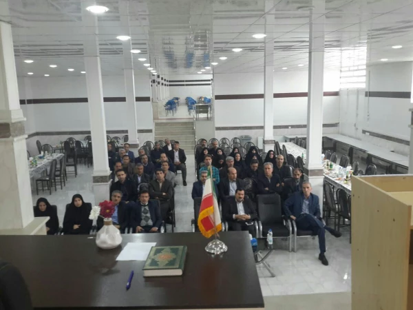 نشست هم اندیشی اساتید و کارکنان دانشگاه با معاونت محترم طرح و برنامه