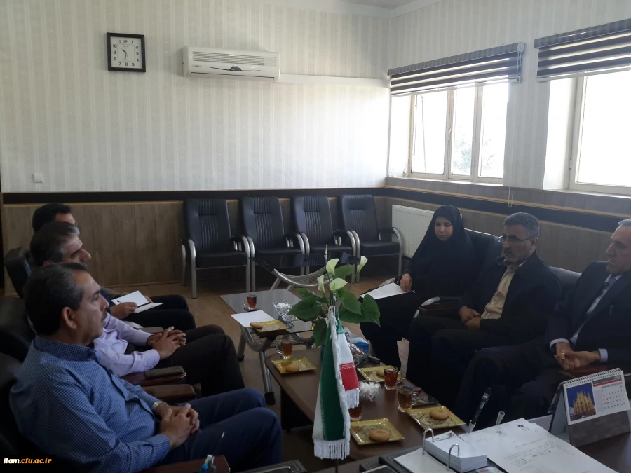 جلسه کمیته کمک رسانی به سیل زدگان