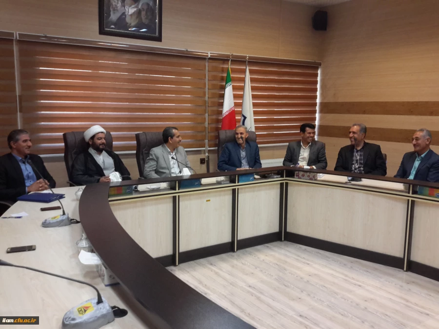 افتخار بازنشستگی دو نفر از همکاران پردیس شهید مدرس و پردیس امام جعفر صادق(ع)