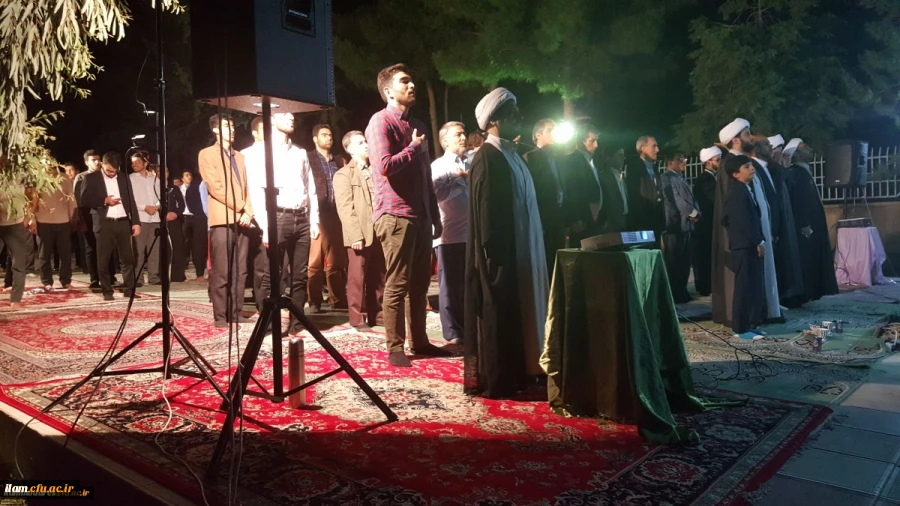 محفل انس با قرآن کریم در شب سیزدهم ماه مبارک رمضان