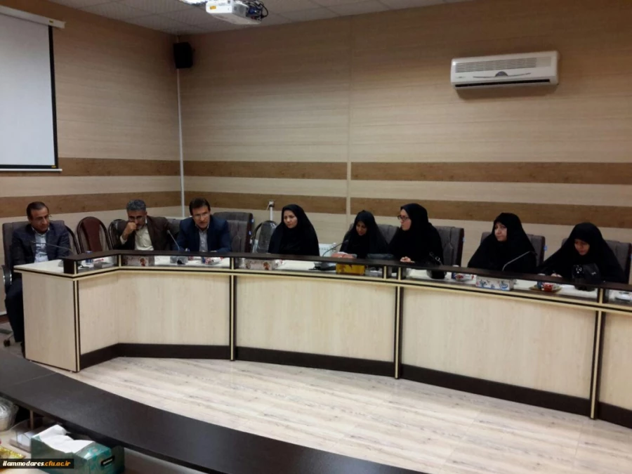 برگزاری نشست بسیج اساتید دانشگاه فرهنگیان با حضور فرماندهی محترم سپاه امیرالمرمنین(ع) استان