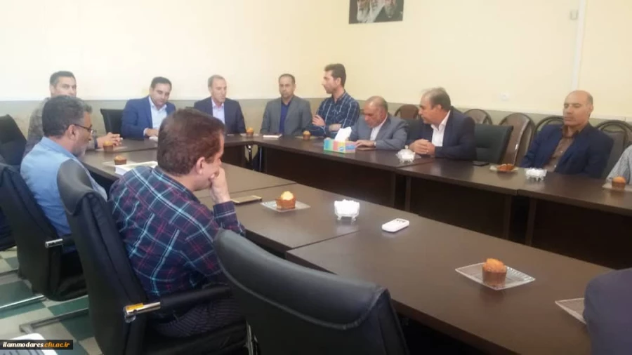 حضور آقای دکتر صالحیان در جمع همکاران پردیس شهید مدرس