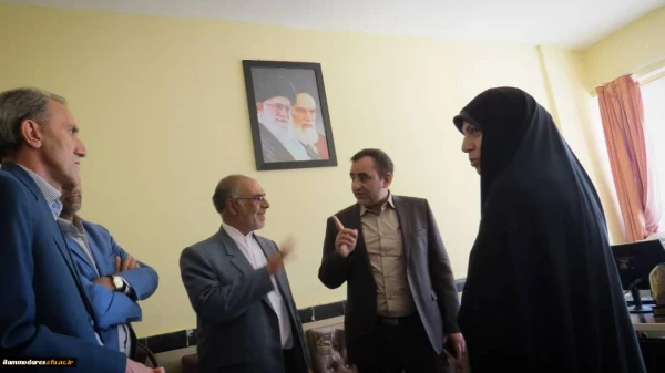 حضور آقای دکتر صالحیان در محل ثبت نام دانشجو معلمان جدیدالورود پردیس شهید مدرس