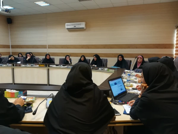 نشست کتاب کودک در پردیس امام جعفر صادق(ع) 