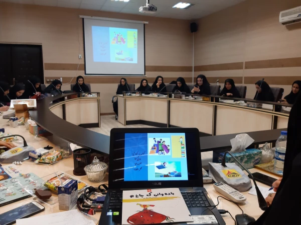 نشست کتاب کودک در پردیس امام جعفر صادق(ع) 