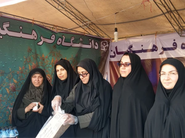 بازدید معاونین دانشگاه فرهنگیان کشور از موکب دانشگاه فرهنگیان ایلام 