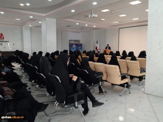 کارگاه سواد رسانه ای ویژه دانشجومعلمان پردیس خواهران برگزار شد