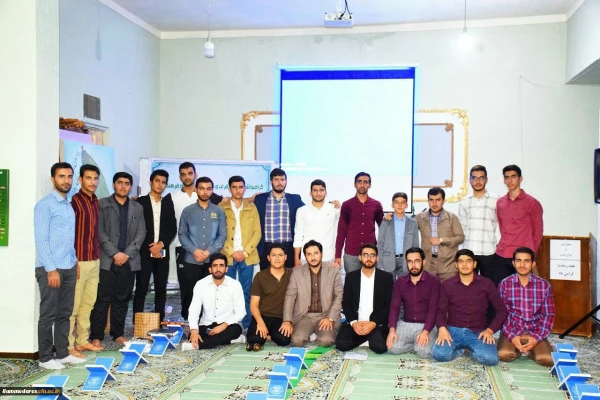 برگزاری محفل انس با قرآن به مناسب هفته ی مبارک قرآن وعترت در دانشگاه