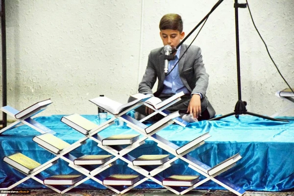 برگزاری محفل انس با قرآن به مناسب هفته ی مبارک قرآن وعترت در دانشگاه