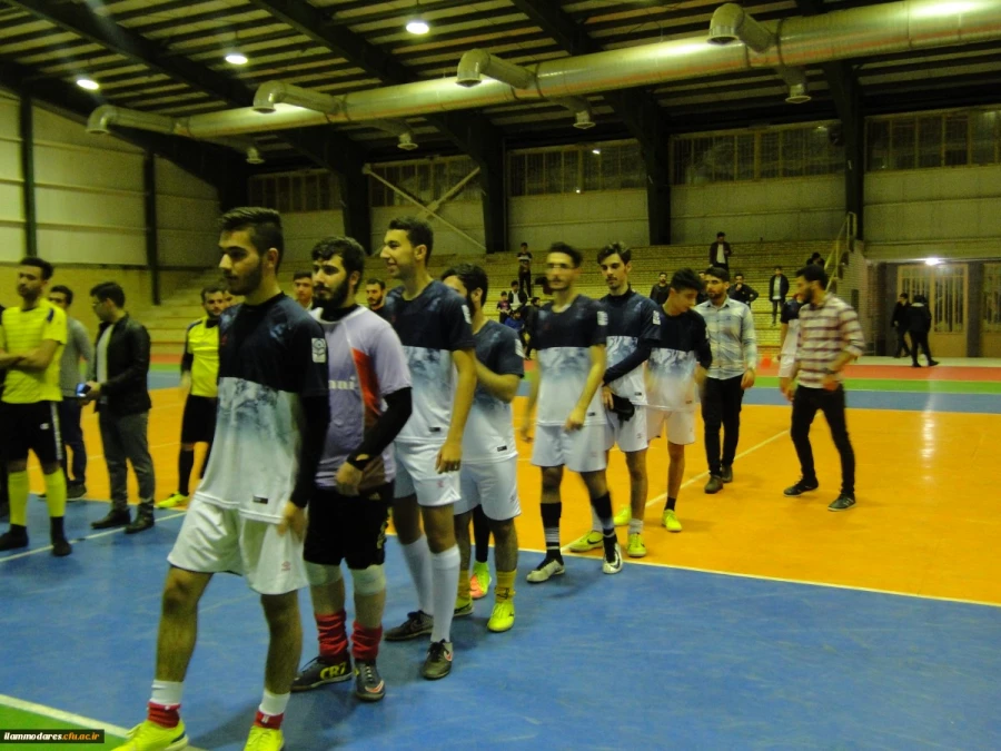 برگزاری مسابقات جام فوتسال به مناسبت 16 آذر در پردیس شهید مدرس
