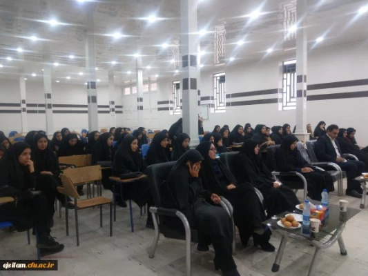 برگزاری اولین تریبون آزاد دانشجویی در پردیس امام جعفر صادق(ع) 