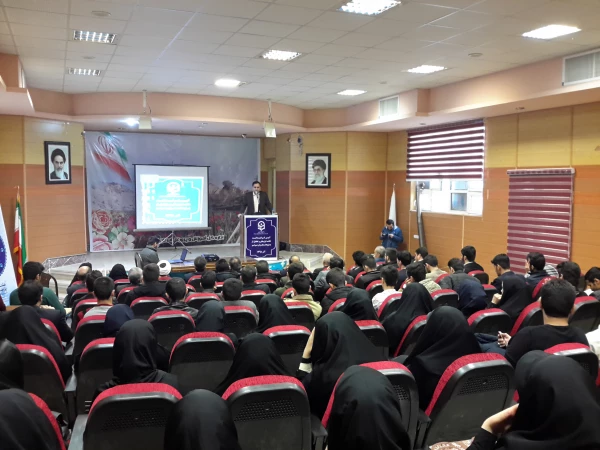 مراسم هفته پژوهش در دانشگاه فرهنگیان ایلام با حضور پیش کسوتان 