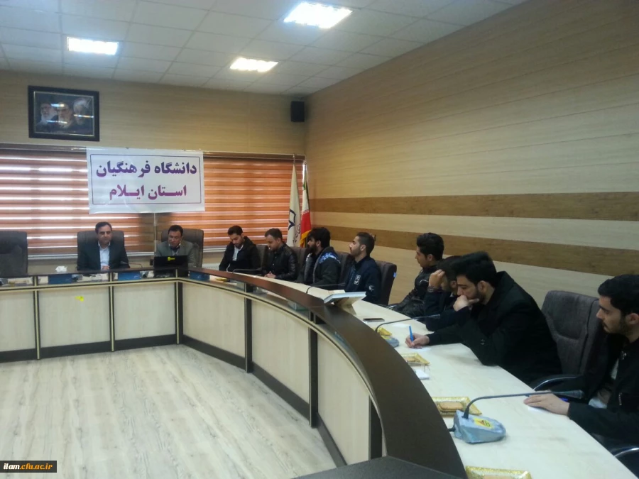 جلسه بسیج دانشجویی با حضور سرپرست مدیریت امور پردیس های استانی 