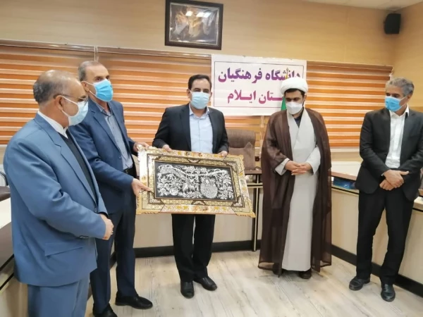 جلسه تکریم و معارفه سرپرستان قدیم و جدید مدیریت امور پردیس های استانی دانشگاه فرهنگیان ایلام