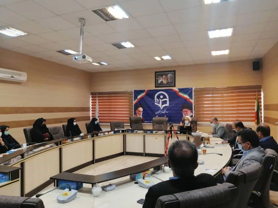 
کارگاه مربی از نگاه قرآن توسط بسیج اساتید و دفتر هم اندیشی استادان دانشگاه فرهنگیان ایلام 