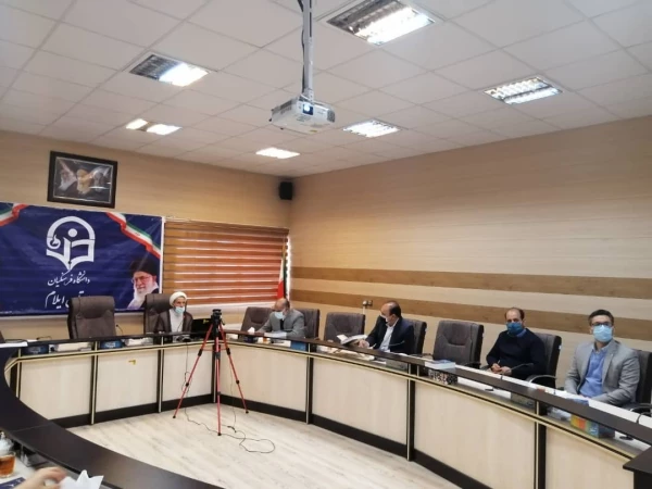 
کارگاه مربی از نگاه قرآن توسط بسیج اساتید و دفتر هم اندیشی استادان دانشگاه فرهنگیان ایلام 