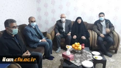 دیدار مسئولین دانشگاه با خانواده ی دانشجو معلم شهید علی شیروانیان 