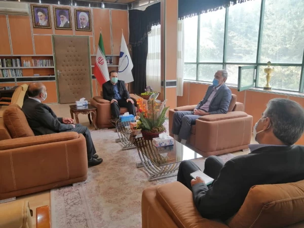 دیدار اعضای هیات رئیسه دانشگاه فرهنگیان استان ایلام با استاندار 