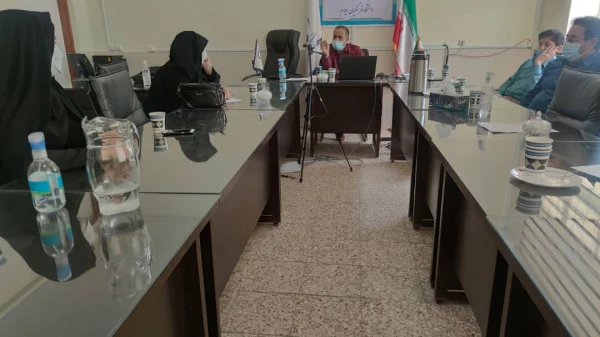 دوره بالندگی حرفه ای با عنوان مهارتهای سازگاری با زندگی دانشجویی 