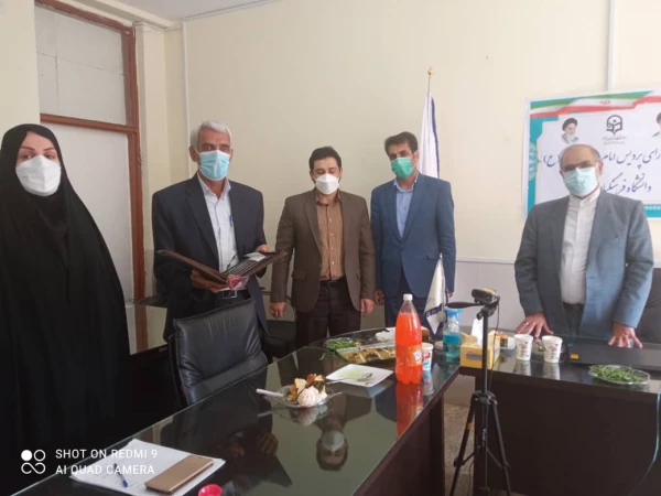 افتخار بازنشستگی جناب آقای شیرخانی از کارکنان پردیس امام جعفر صادق(ع)