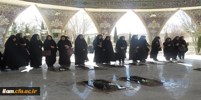 دیدار دانشجویان با مزار شهدا