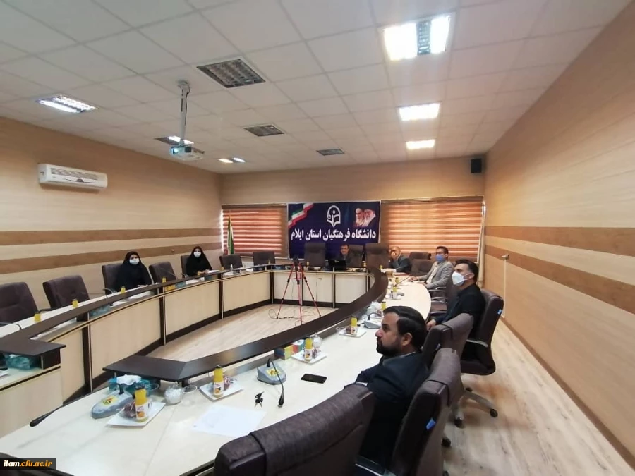 کارگاه آموزشی سواد رسانه ای توسط بسیج اساتید دانشگاه فرهنگیان استان ایلام 