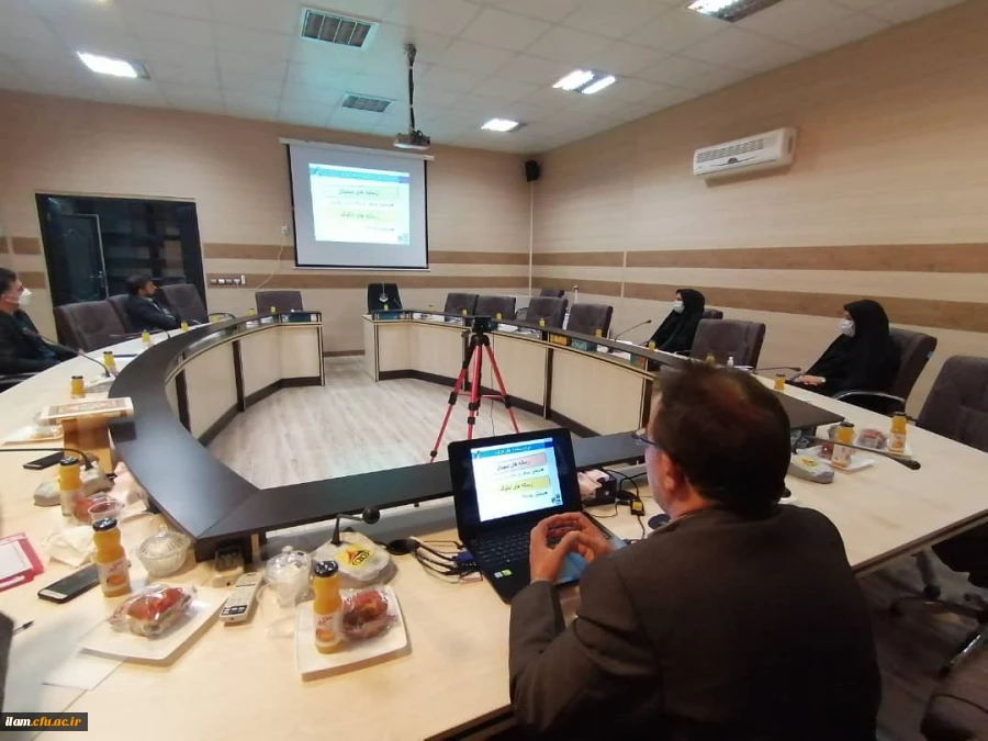 کارگاه آموزشی سواد رسانه ای توسط بسیج اساتید دانشگاه فرهنگیان استان ایلام 