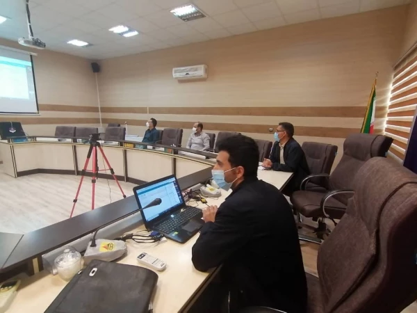 دوره آشنایی با اتوماسیون اداری کارکنان و آیین نامه استخدامی اعضای غیر هیأت علمی 